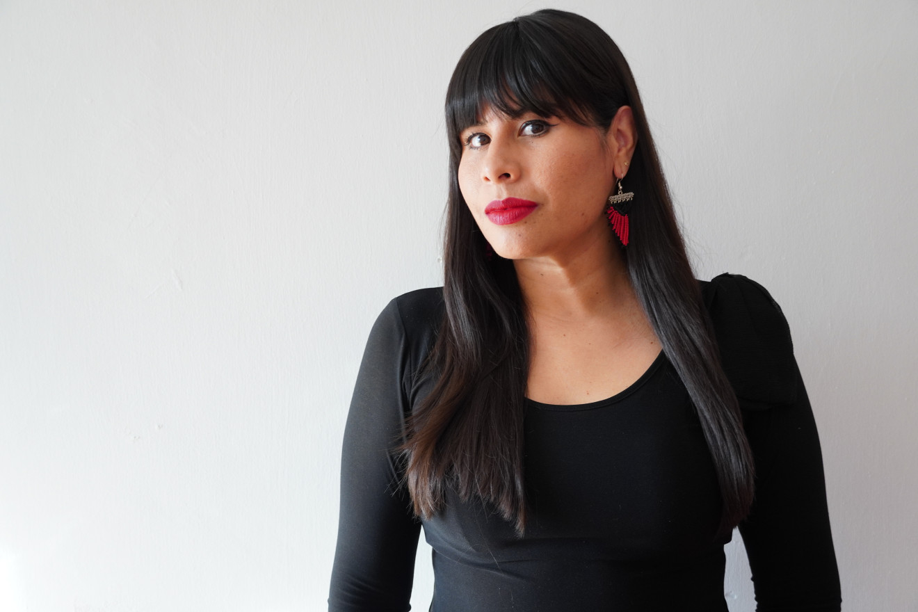 Periodista mexicana, especializada en derechos humanos. Es cofundadora de la organización Unidad de Reportería. Estudió Ciencias de la Comunicación en la Universidad del Valle de Atemajac (Univa) y realizó la maestría en periodismo de la Universidad de San Andrés y el diario Clarín de Argentina. Ha publicado en medios como Radio Universidad de Guadalajara, Diario NTR, W Radio, Nexos, Milenio y El Universal en México, y Clarín en Argentina, entre otros. También ha participado de reportajes colaborativos. Es consejera editora de Agenda Propia e integra la Red Tejiendo Historias en América Latina.